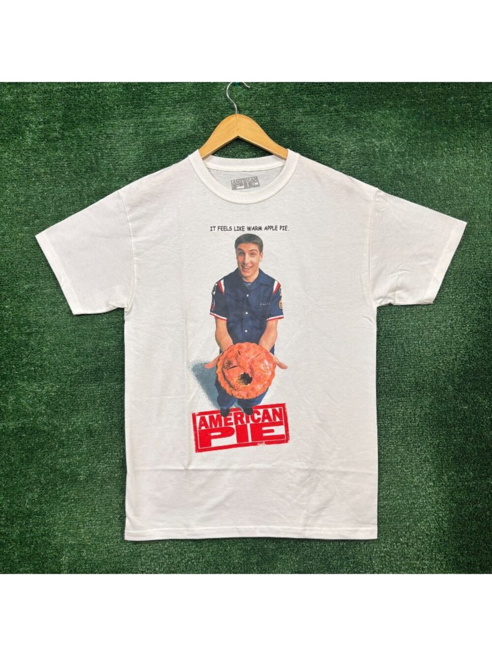 American Pie Feels Like Warm Apple Pie  T-Shirt Size Medium
